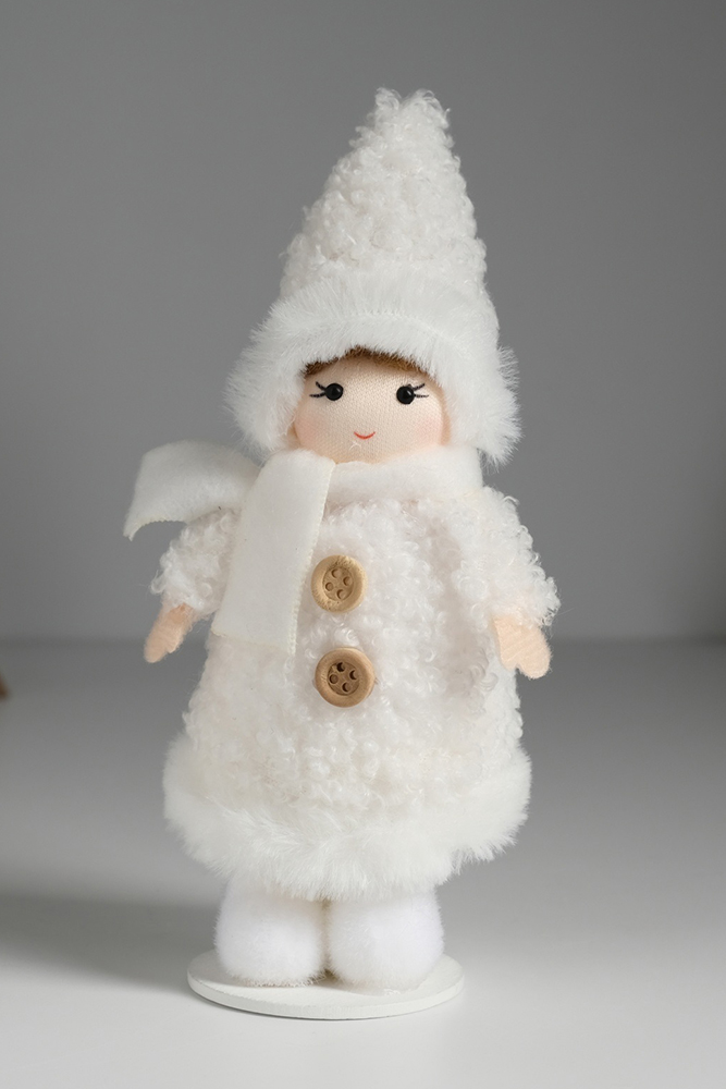 Фигура Малышка в барашковой шубке16см10471296