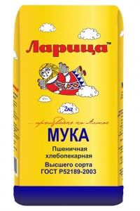 Мука Ларица пшеничная хлебопекарная 2кг