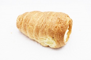 Пирожное трубочка с сырным кремом 80г