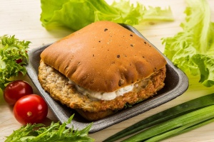 Бургер с куриной котлетой и соусом тар-тар 190г