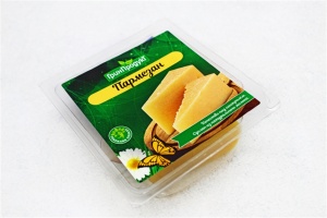Сыр Гринпродукт Пармезан 32% 175г