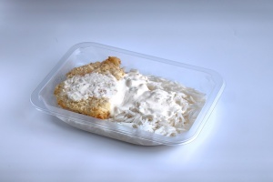 Рыба в тесте с сырным соусом и рисом 200г