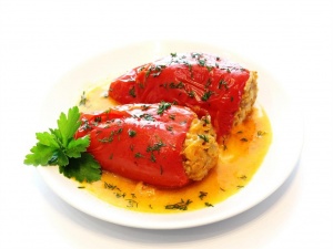 Перец с мясом и рисом запеченный