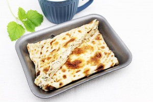 Блины с куриным филе шампиньонами и майонезом 195г